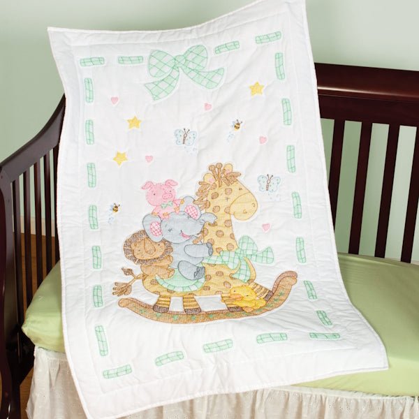 Crib Quilt Top - 4060-456 Giraffe &amp; Friends - Grandma&