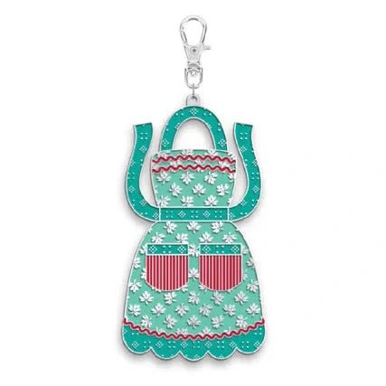 Riley Blake Charm - Apron ST-50228 - Grandma's Attic Quilting